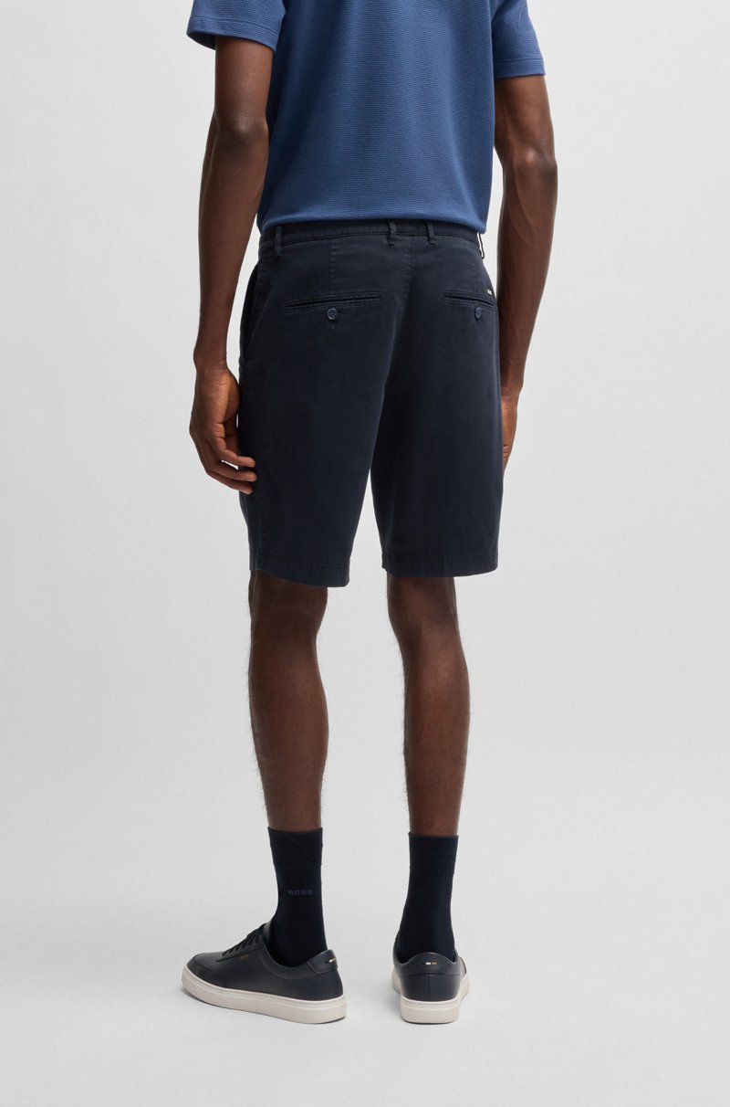 Hugo Boss Shorts Slim Fit En Tejido De Gabardina De Algodón Elástico