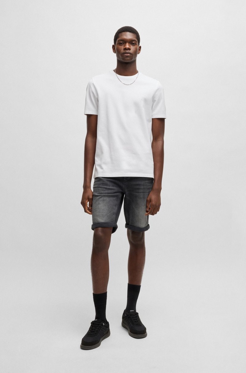 Hugo Boss Shorts Tapered Fit De Cómodo Denim Elástico Negro