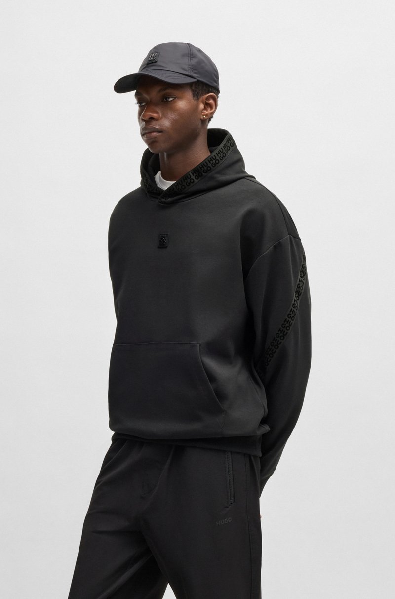 Hugo Boss Sudadera con capucha relaxed fit en algodón elástico con logo apilado