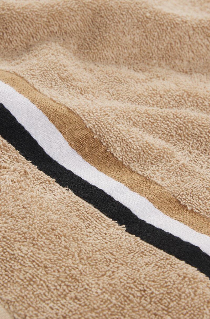 Hugo Boss Toalla De Baño De Algodón Con Borde Con Raya De La Marca