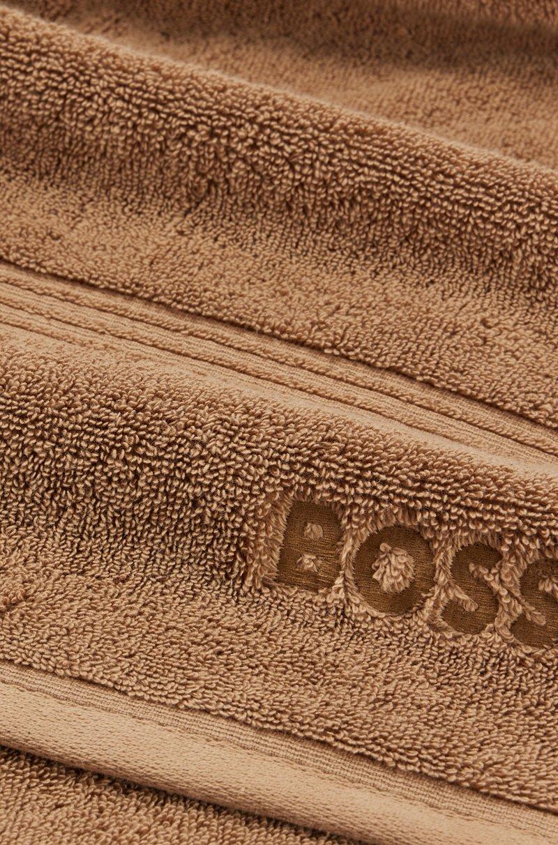 Hugo Boss Toalla De Baño De Algodón Del Egeo Con Logo Tonal