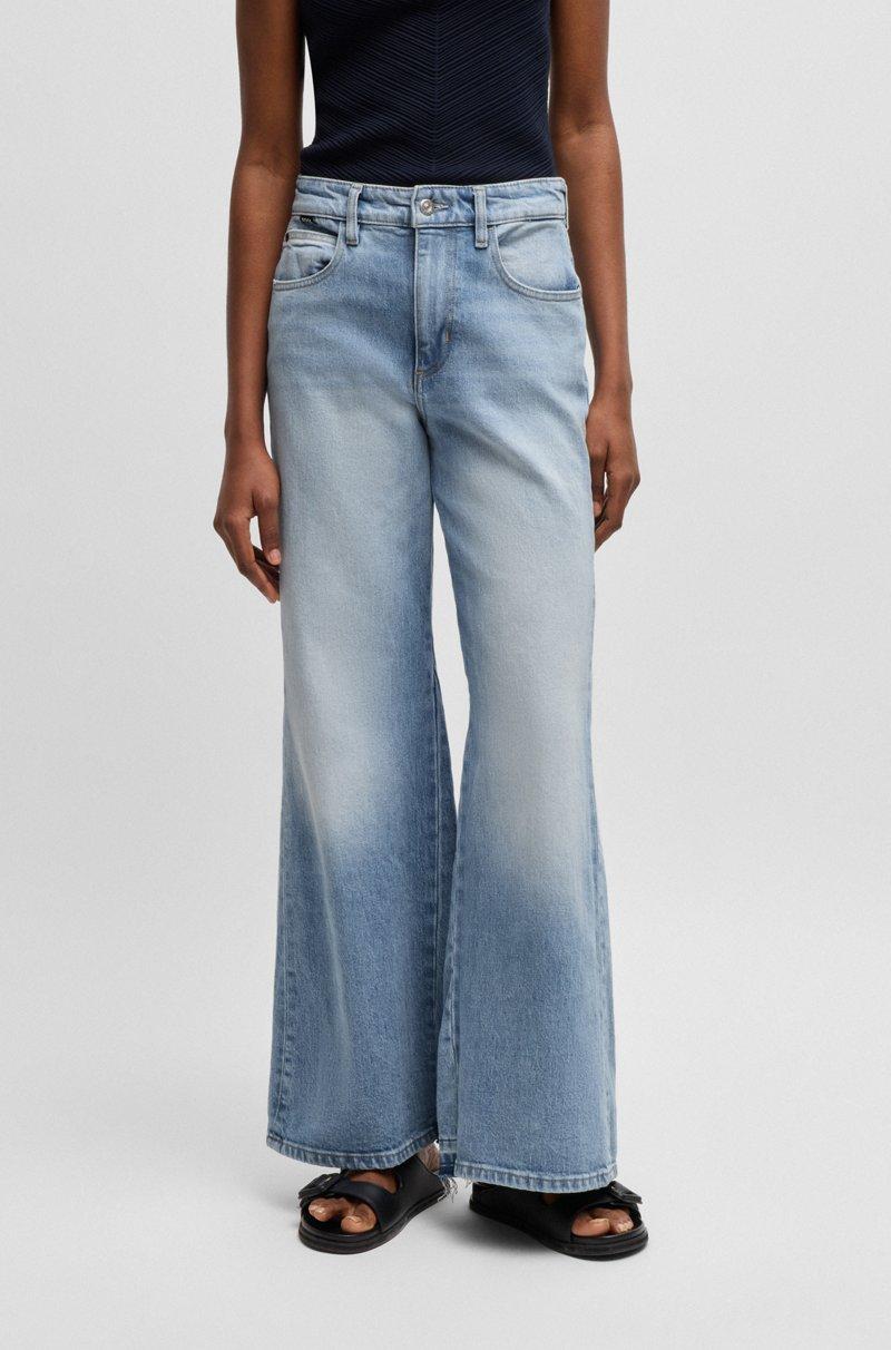 Hugo Boss Vaqueros de pernera acampanada en cómodo denim elástico en tono azul
