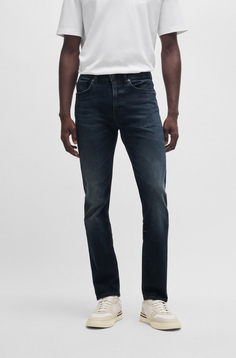 Hugo Boss Vaqueros Delaware slim fit en denim negro azulado flameado