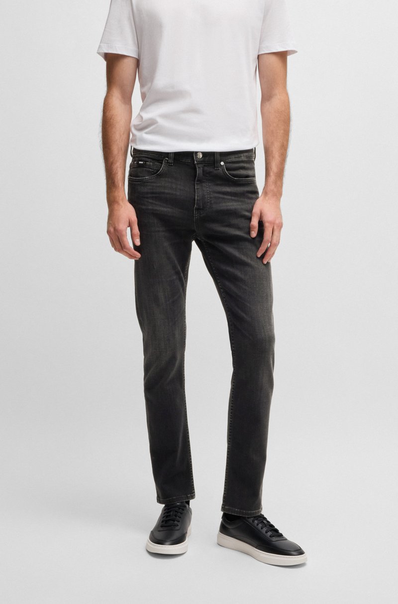 Hugo Boss Vaqueros Delaware slim fit en denim negro supersuave