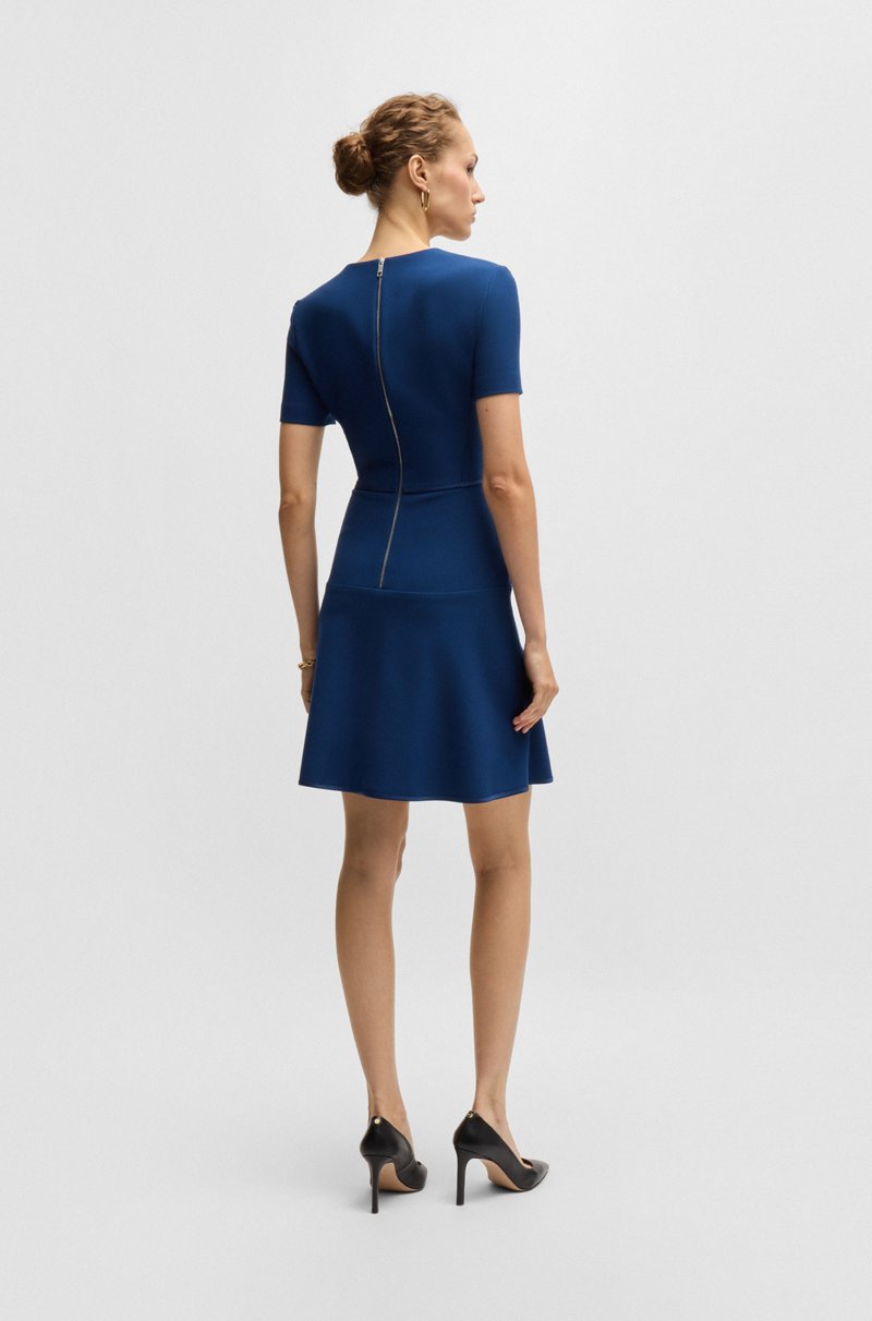 Hugo Boss Vestido Con Escote En Pico En Material Elástico