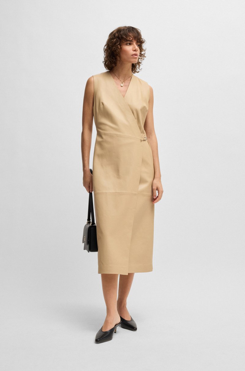 Hugo Boss Vestido Recto De Piel Con Parte Delantera Cruzada