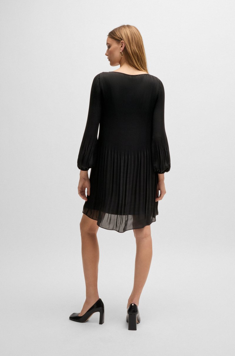 Hugo Boss Vestido Regular Fit Con Plisado Y Cuello Redondo