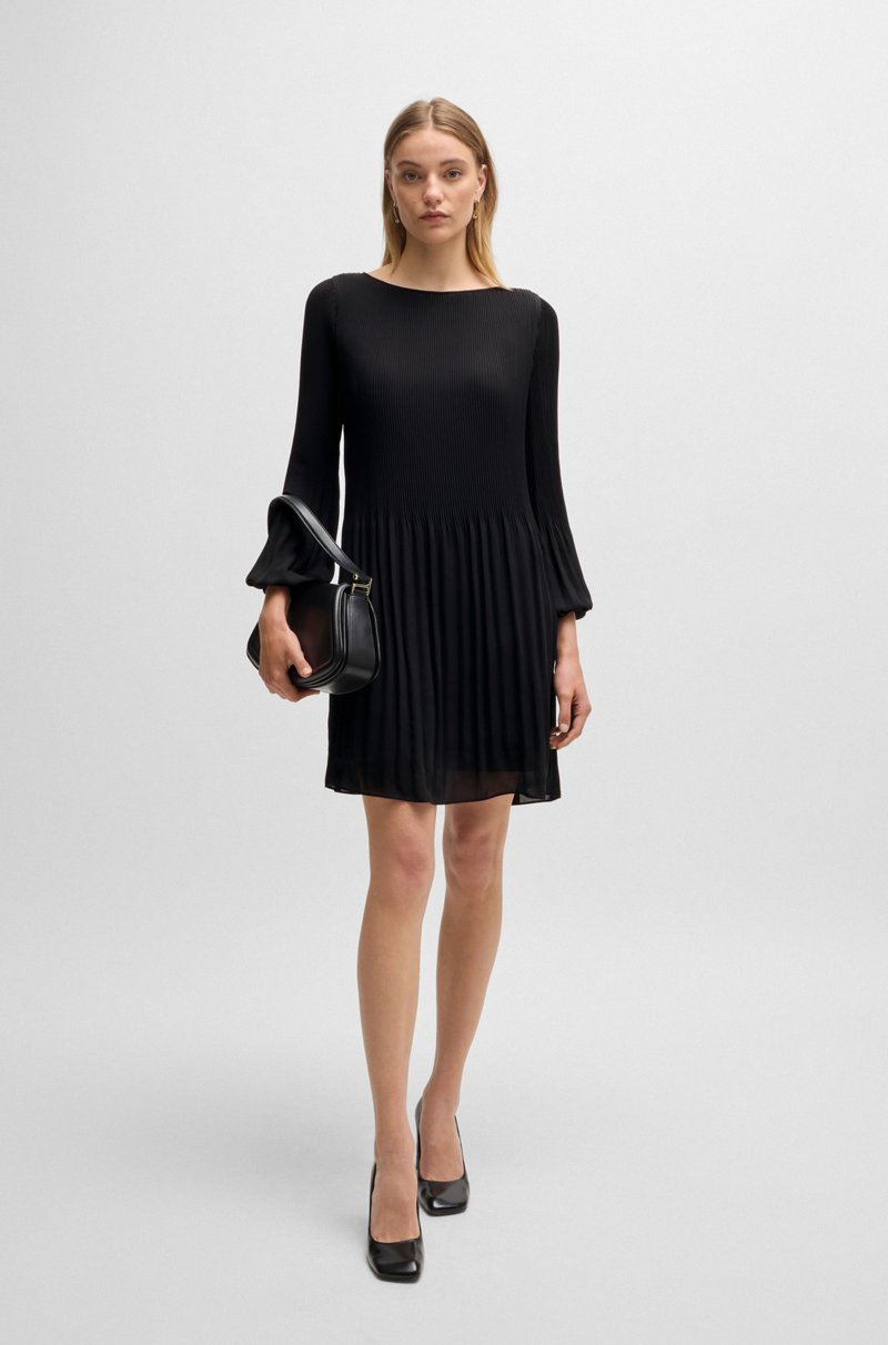 Hugo Boss Vestido regular fit con plisado y cuello redondo