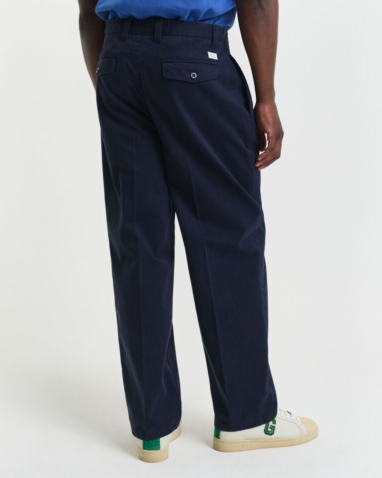 Gant Pantalones Chinos De Pinzas Relaxed Fit En Sarga De Algodón