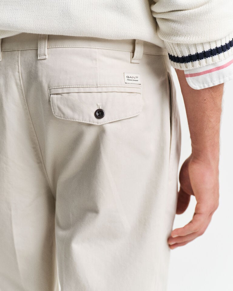Gant Pantalones Chinos De Pinzas Relaxed Fit En Sarga De Algodón