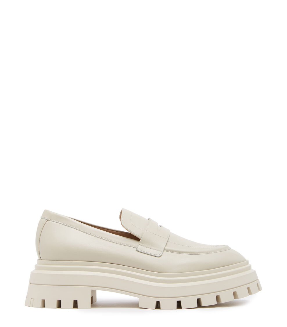 Stuart Weitzman BEDFORD LOAFER en AVENA de Mujer | Stuart Weitzman®