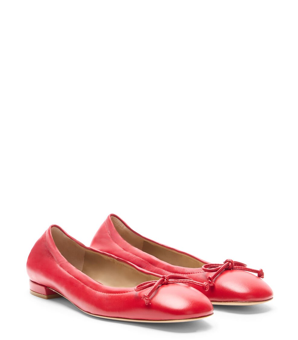 Stuart Weitzman BRIA BALLET FLAT En CEREZA De Mujer | Stuart Weitzman®