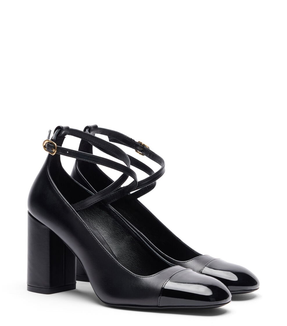 Stuart Weitzman EDEN 85 STRAP PUMP En NEGRO De Mujer | Stuart Weitzman®
