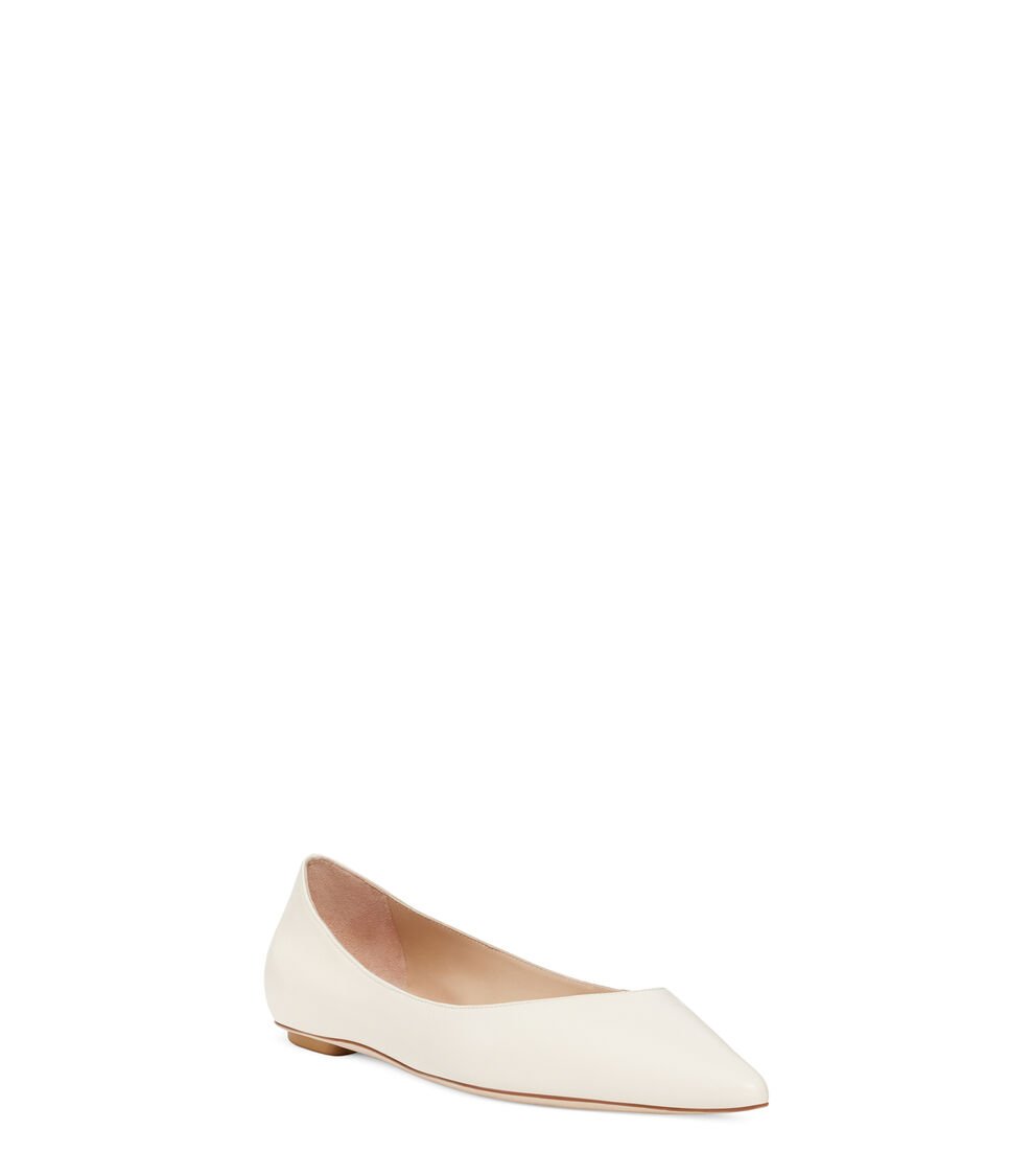 Stuart Weitzman EMILIA FLAT En ARENA De Mujer | Stuart Weitzman®