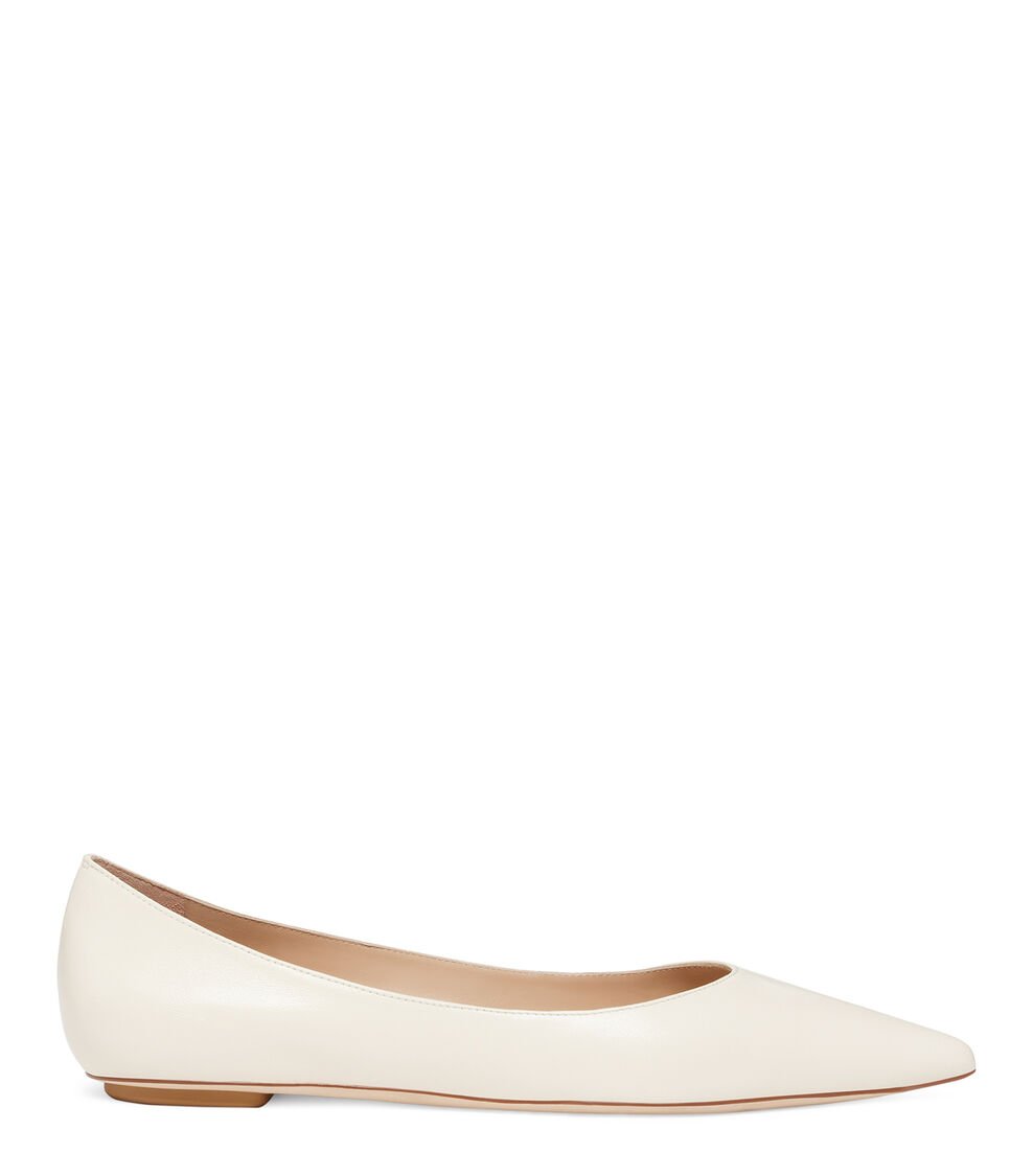 Stuart Weitzman EMILIA FLAT en ARENA de Mujer | Stuart Weitzman®