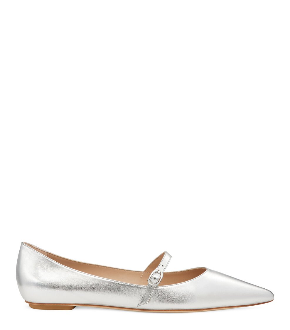 Stuart Weitzman EMILIA MARY JANE FLAT en PLATA de Mujer | Stuart Weitzman®