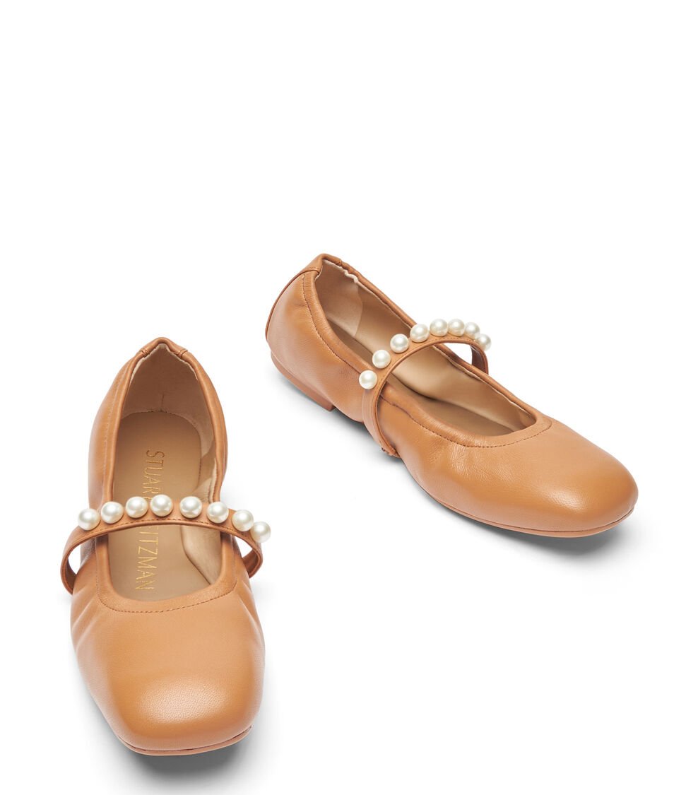 Stuart Weitzman GOLDIE BALLET FLAT En MARRÓN CLARO De Mujer | Stuart Weitzman®