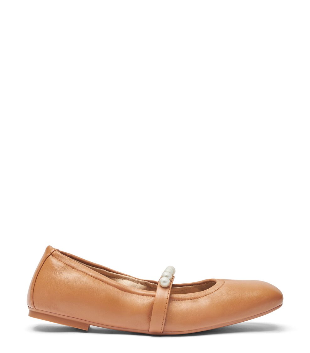 Stuart Weitzman GOLDIE BALLET FLAT en MARRÓN CLARO de Mujer | Stuart Weitzman®