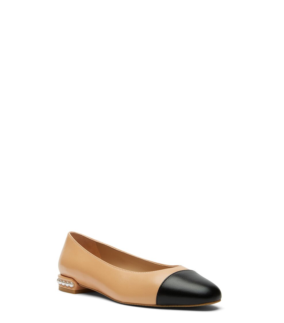 Stuart Weitzman PEARL FLAT En ROJIZO De Mujer | Stuart Weitzman®