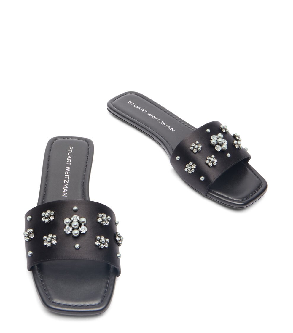 Stuart Weitzman POPPY FLAT SLIDE En NEGRO/SOMBRA PLATEADA/GRIS De Mujer | Stuart Weitzman®