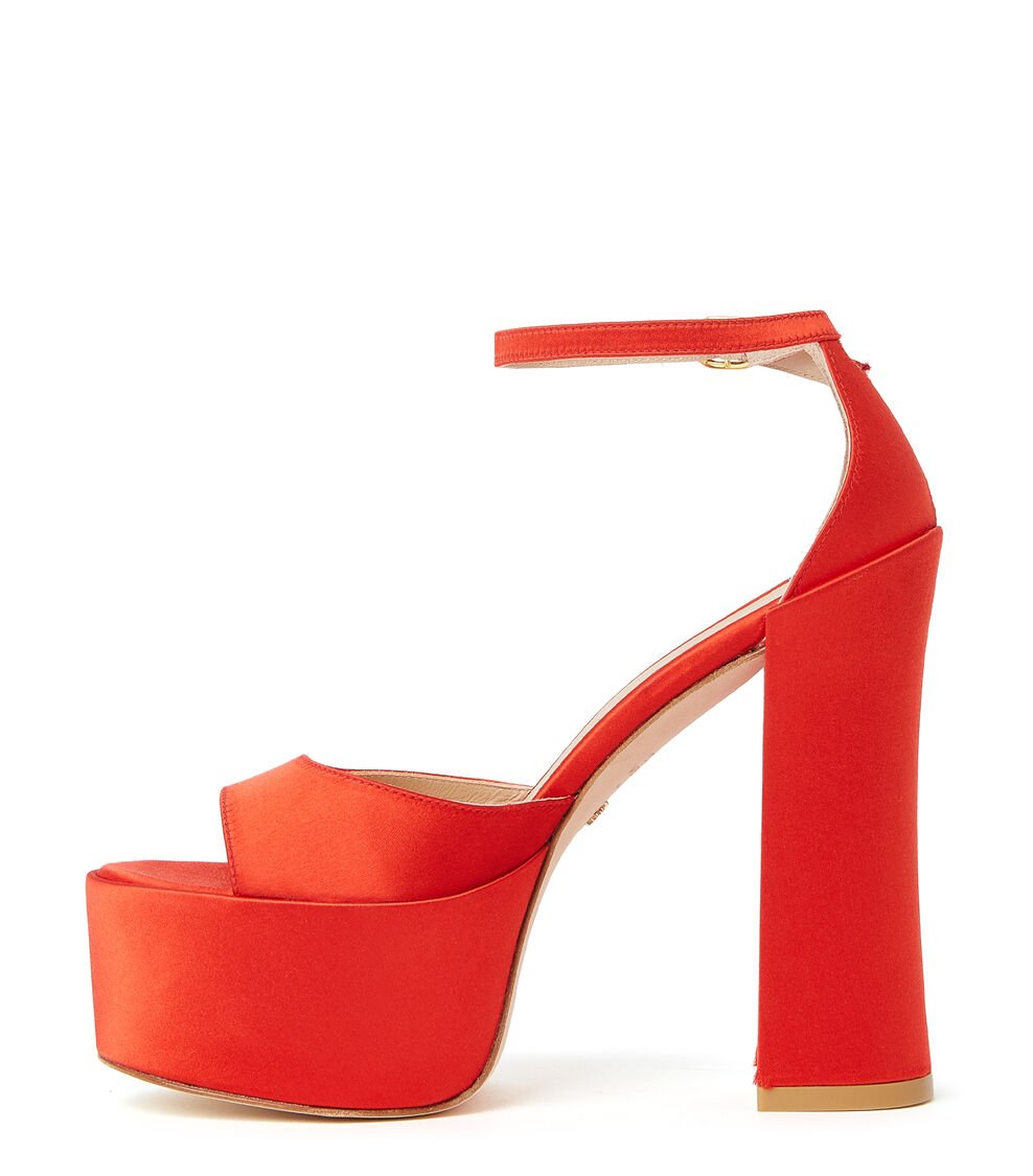 Stuart Weitzman SKYHIGH 145 PLATFORM SANDAL En ROJO CARMÍN De Mujer | Stuart Weitzman®