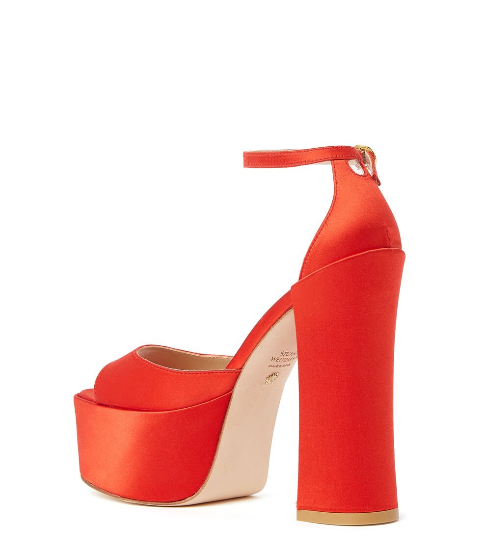 Stuart Weitzman SKYHIGH 145 PLATFORM SANDAL En ROJO CARMÍN De Mujer | Stuart Weitzman®