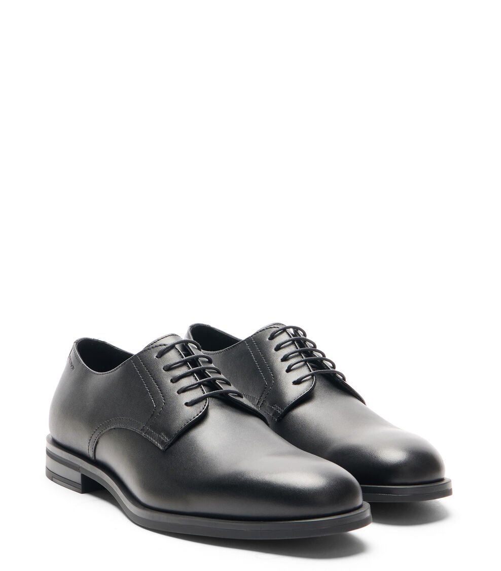 Stuart Weitzman SW CLUB CLASSIC DERBY En BLACK De Mujer | Stuart Weitzman®