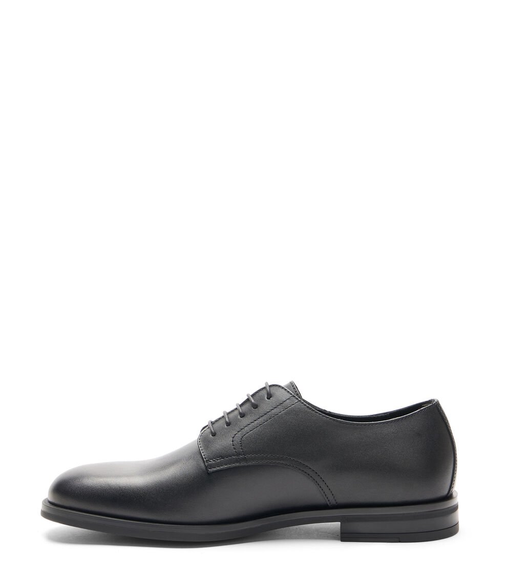 Stuart Weitzman SW CLUB CLASSIC DERBY En BLACK De Mujer | Stuart Weitzman®
