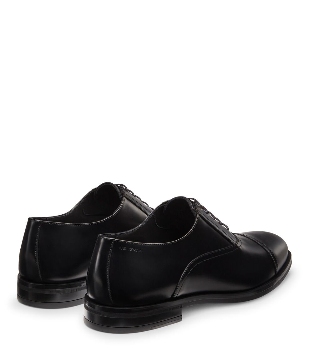 Stuart Weitzman SW CLUB CLASSIC OXFORD En NEGRO De Mujer | Stuart Weitzman®