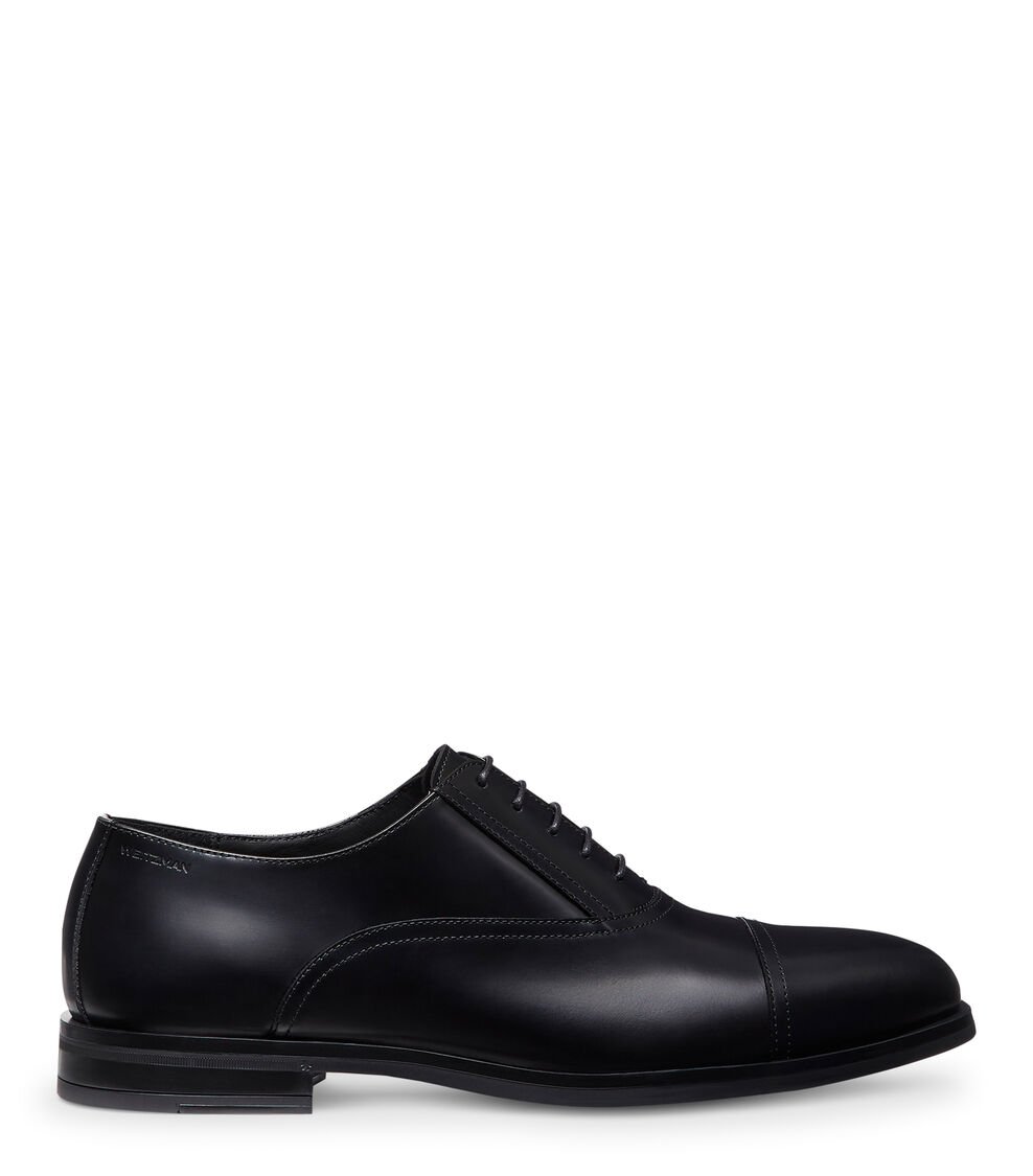 Stuart Weitzman SW CLUB CLASSIC OXFORD en NEGRO de Mujer | Stuart Weitzman®