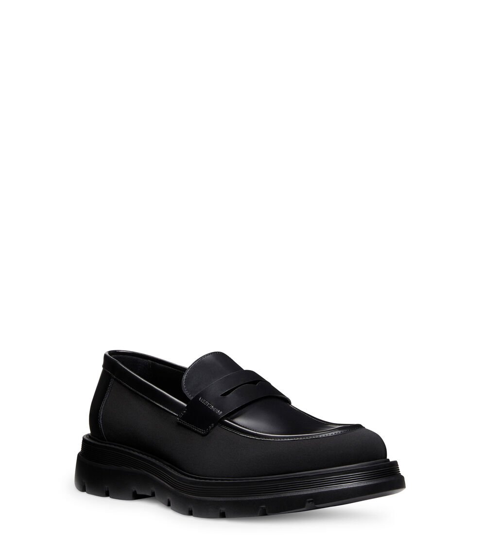 Stuart Weitzman SW CLUB LA PENNY LOAFER En NEGRO De Mujer | Stuart Weitzman®