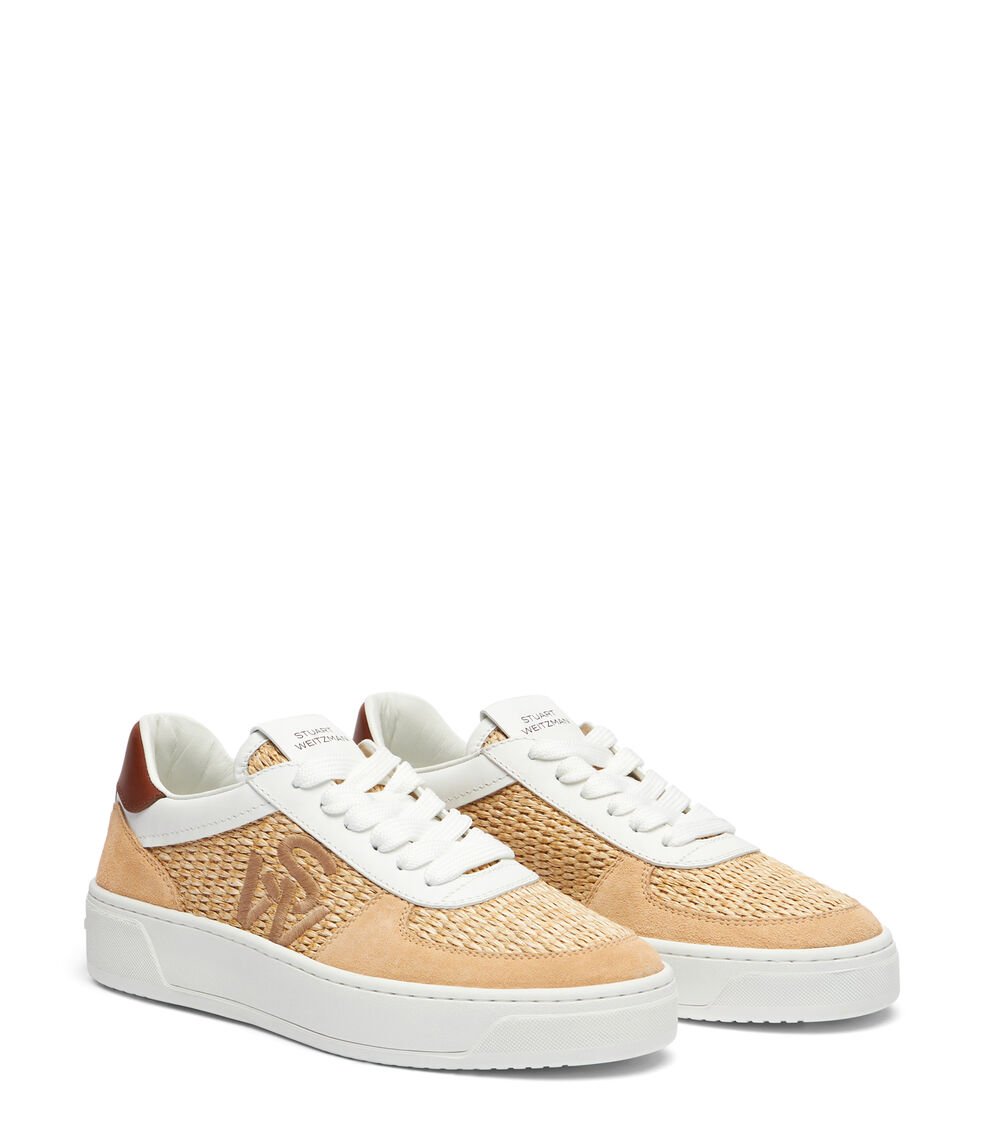 Stuart Weitzman SW COURTSIDE LOGO SNEAKER En ARENA De Mujer | Stuart Weitzman®