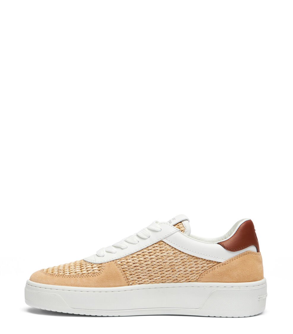 Stuart Weitzman SW COURTSIDE LOGO SNEAKER En ARENA De Mujer | Stuart Weitzman®