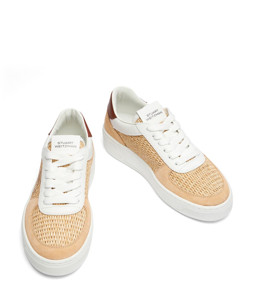 Stuart Weitzman SW COURTSIDE LOGO SNEAKER En ARENA De Mujer | Stuart Weitzman®