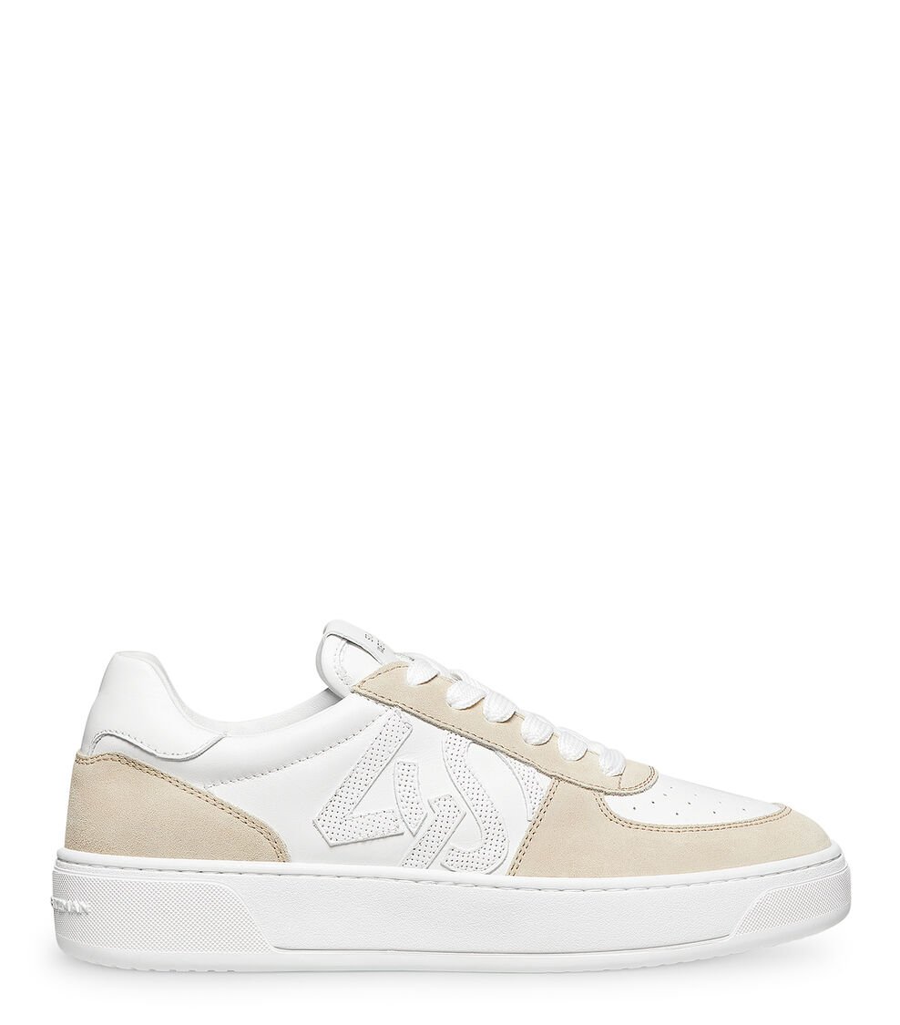 Stuart Weitzman SW COURTSIDE MONOGRAM SNEAKER en BLANCO/BEIGECLARO de Mujer | Stuart Weitzman®