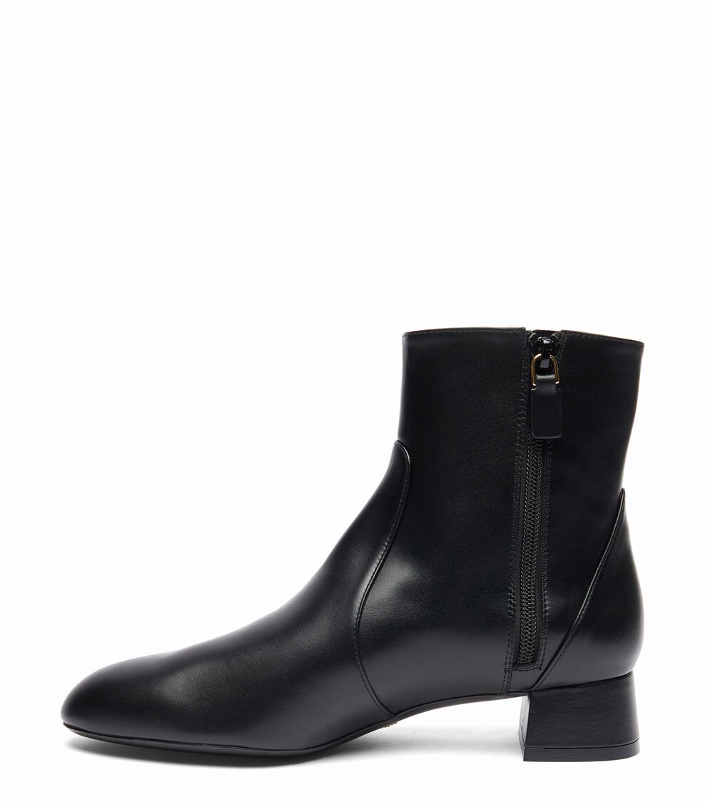 Stuart Weitzman VIVIENNE 35 ZIP BOOTIE En NEGRO De Mujer | Stuart Weitzman®