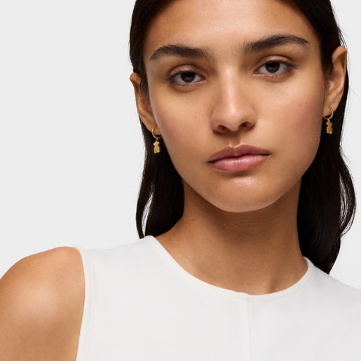 Tous Pendientes Aro Con Baño De Oro 18 Kt Sobre Plata Y Detalle Oso Colgante Sweet Dolls