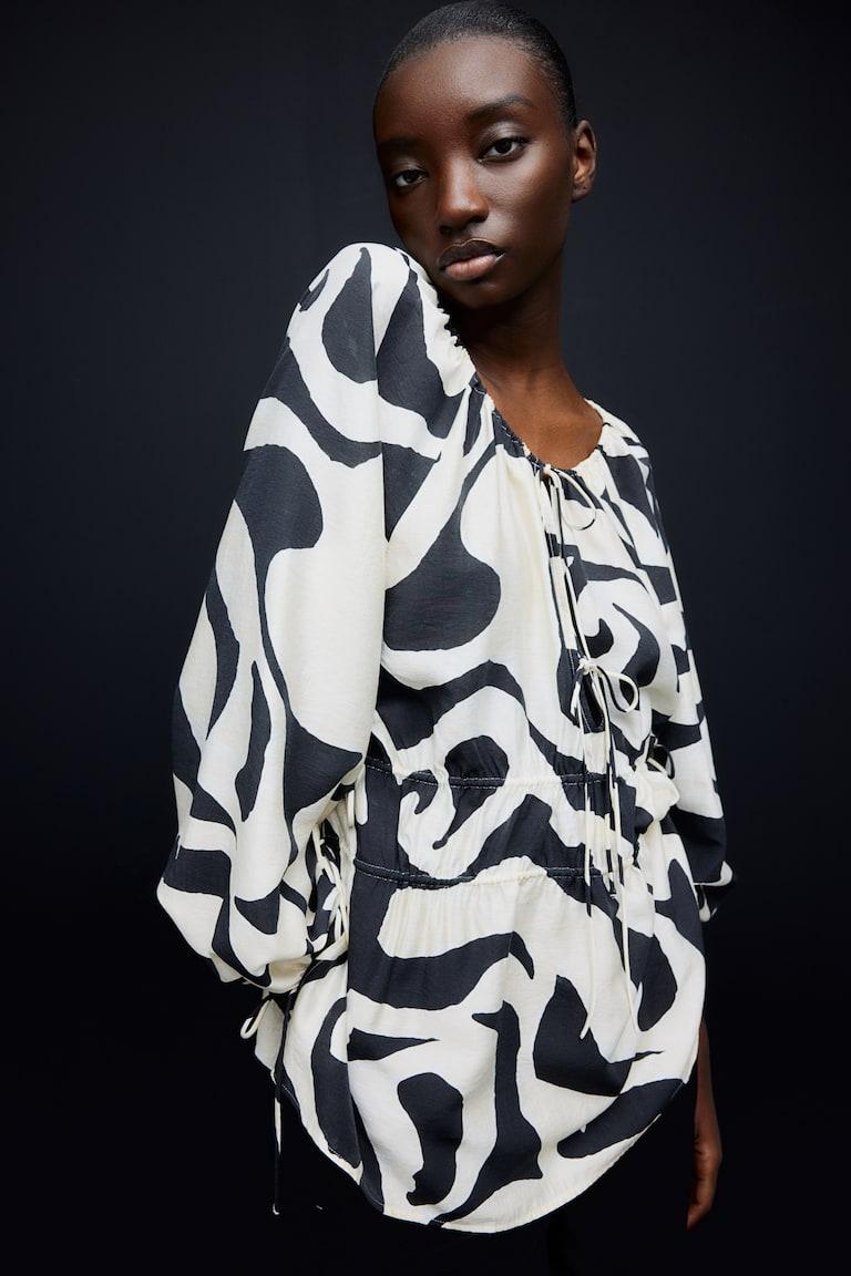 H&M Blusa Con Cordón De Ajuste - Blanco/Floral Amarillo - MUJER