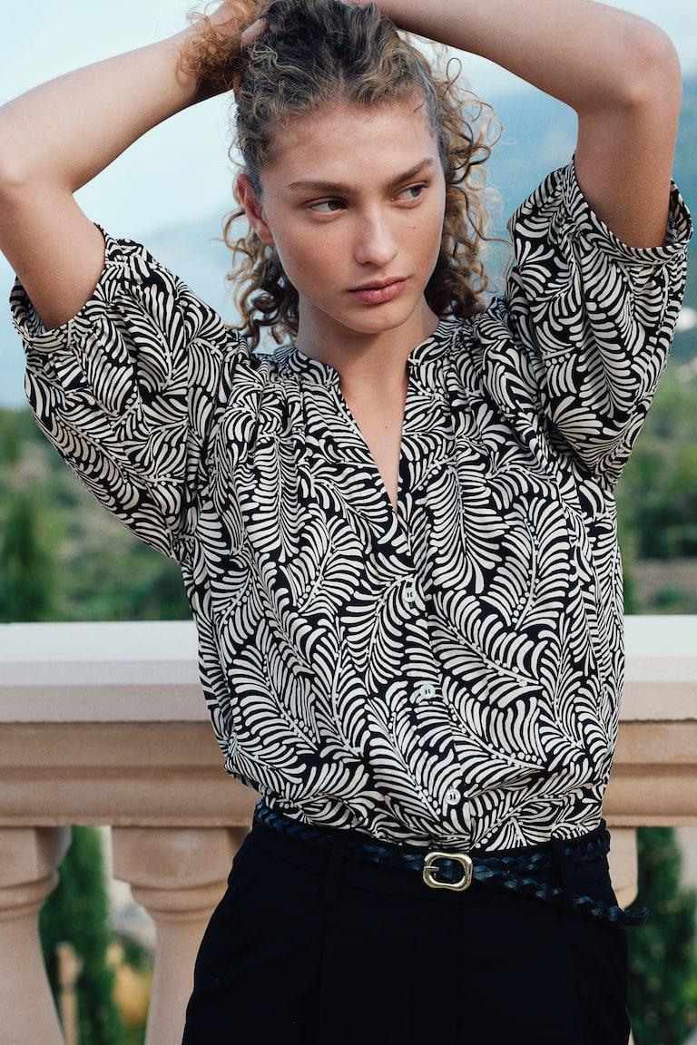 H&M Blusa De Popelina Con Mangas Globo - Negro/Estampado - MUJER