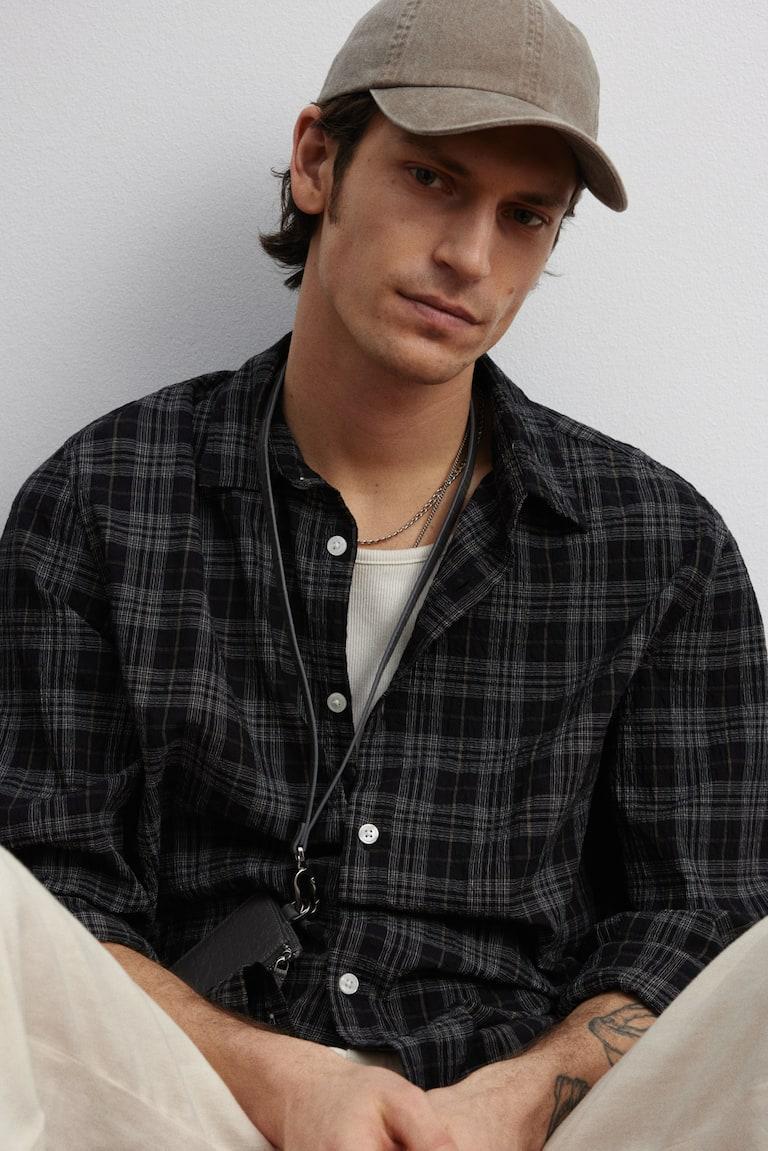 H&M Camisa Texturizada Loose Fit - Negro/Cuadros - HOMBRE