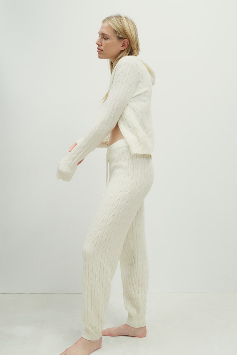 H&M Chaqueta En Punto Trenzado Con Capucha - Crema - MUJER