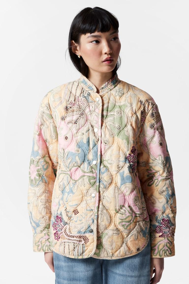 H&M Chaqueta Guateada Con Cuello Alto - Estampado De Cachemira Beige - MUJER