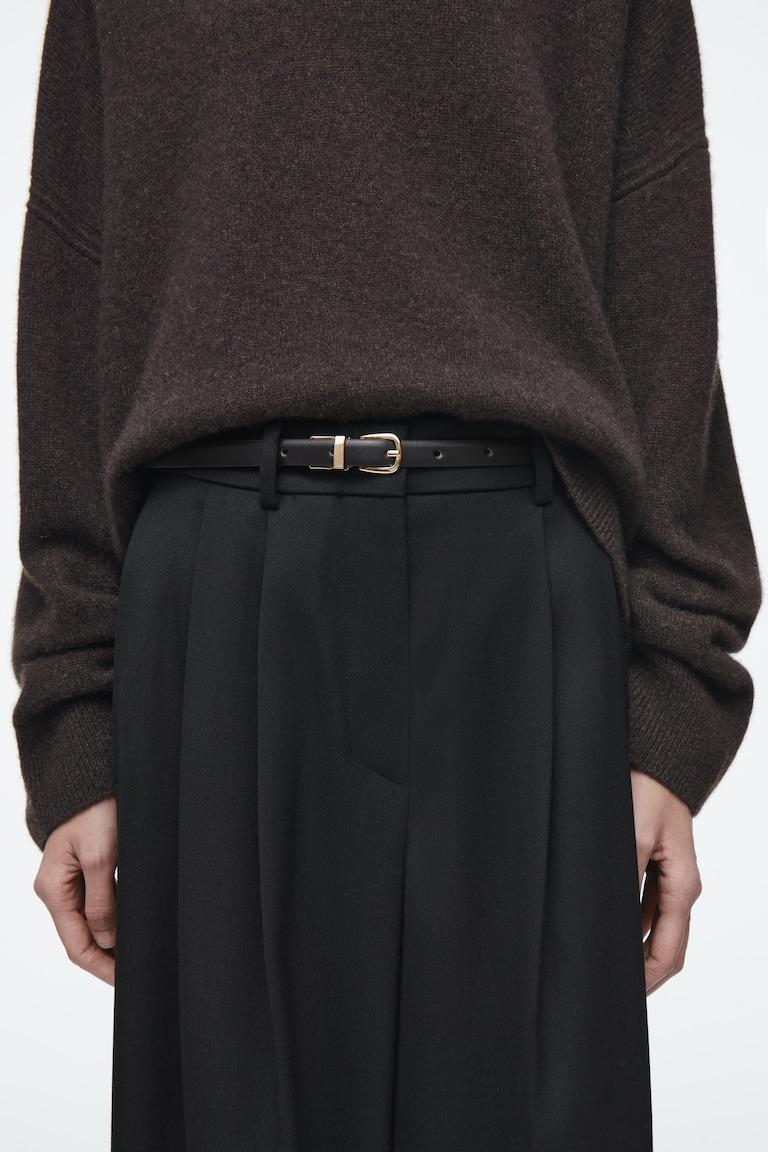 H&M CINTURÓN DE PIEL FINO REVERSIBLE - NEGRO/CRUDO - MUJER