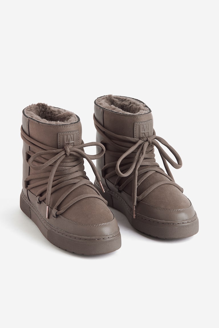 H&M Botas Acolchadas Con Cordones - Negro - MUJER