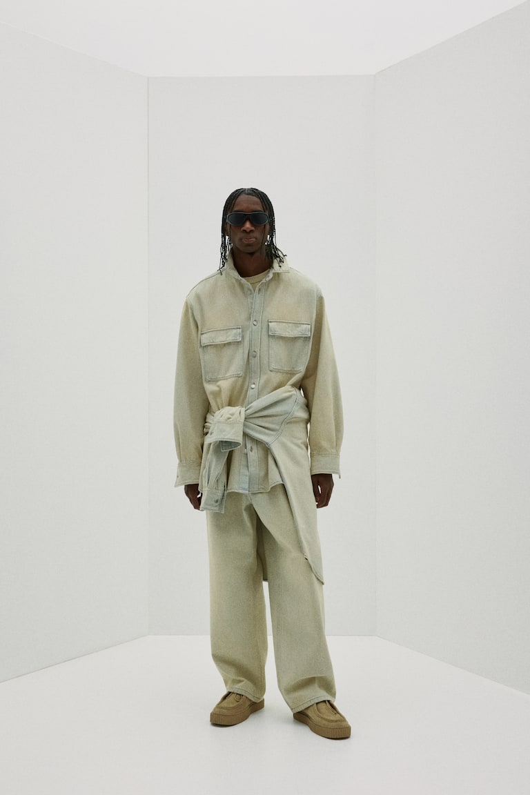 H&M Camisa denim Oversized Fit - Crema - HOMBRE