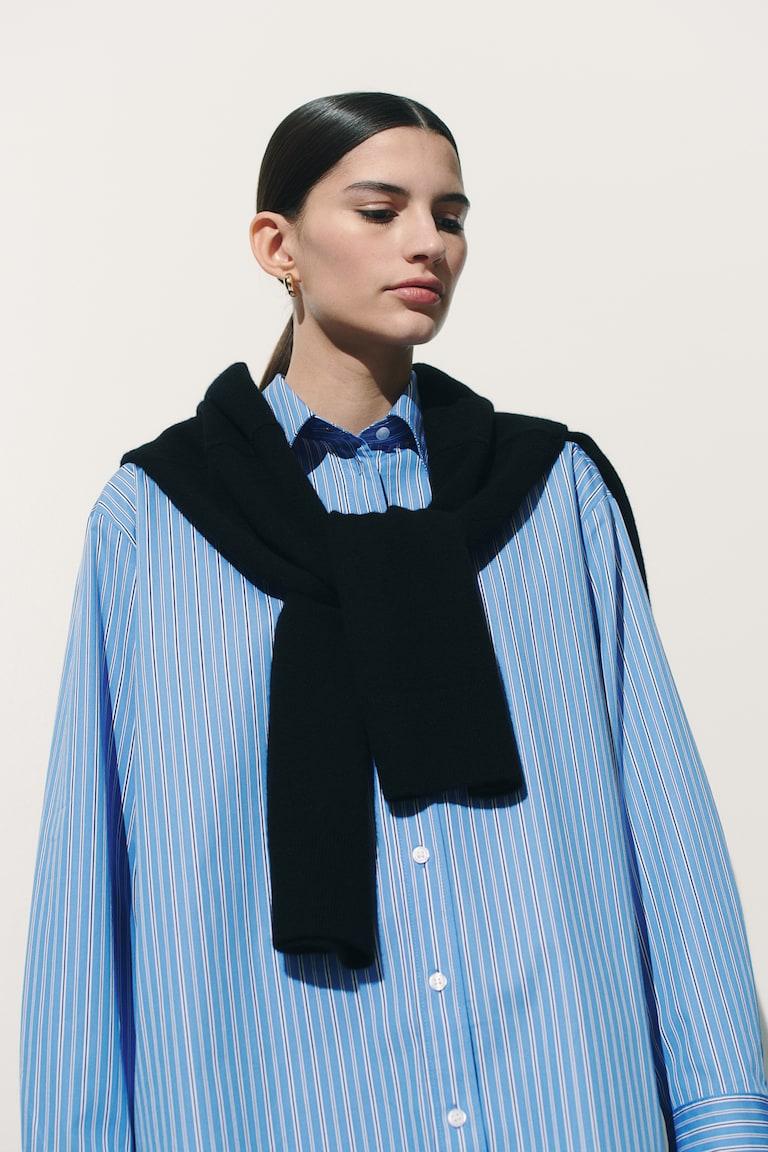 H&M Camisa oversize de popelina - Azul/Rayas - MUJER