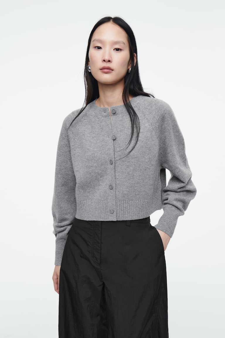 H&M CÁRDIGAN DE LANA CROPPED - GRIS JASPEADO - MUJER