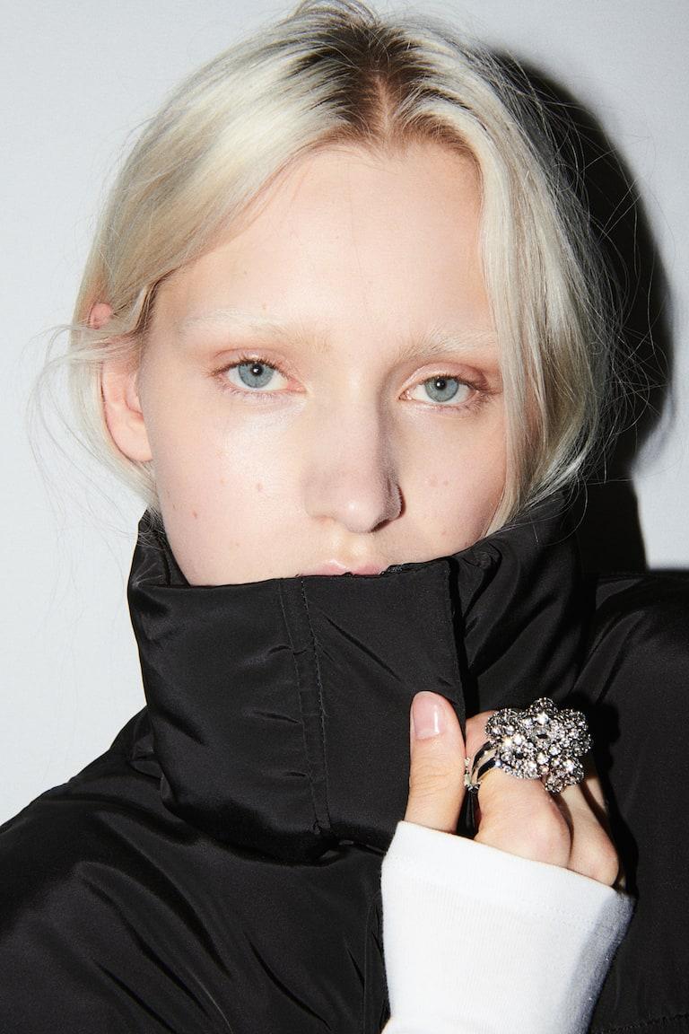 H&M Chaqueta Puffy Guateada - Beige Claro - MUJER