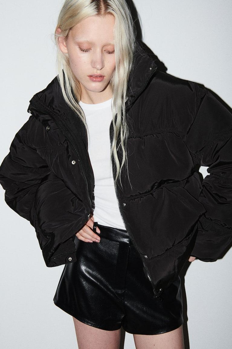 H&M Chaqueta Puffy Guateada - Negro - MUJER