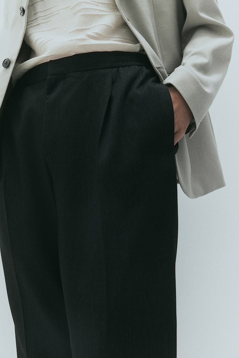 H&M Pantalón Con Raya Regular Fit - Negro - HOMBRE